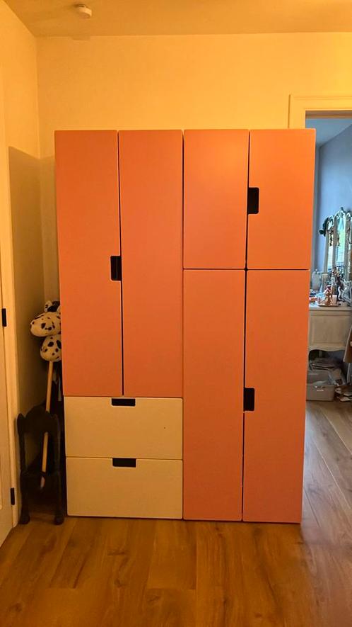 2 hoge kasten ikea roze, Huis en Inrichting, Kasten | Kleerkasten, Gebruikt, 150 tot 200 cm, 50 tot 75 cm, Met lade(s), Met deur(en)