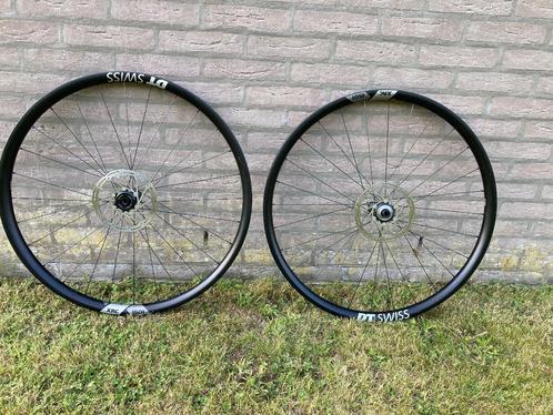 DT Swiss XRC1501, Fietsen en Brommers, Fietsonderdelen, Zo goed als nieuw, Mountainbike, Wiel, Ophalen