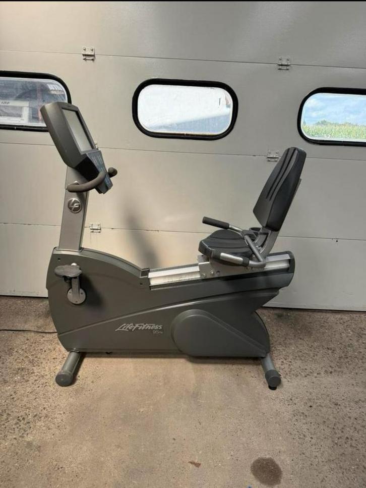 Life Fitness 95R Recline bike / Zitfiets / Ergometer, Sport en Fitness, Fitnessmaterialen, Gebruikt, Overige typen, Armen, Benen