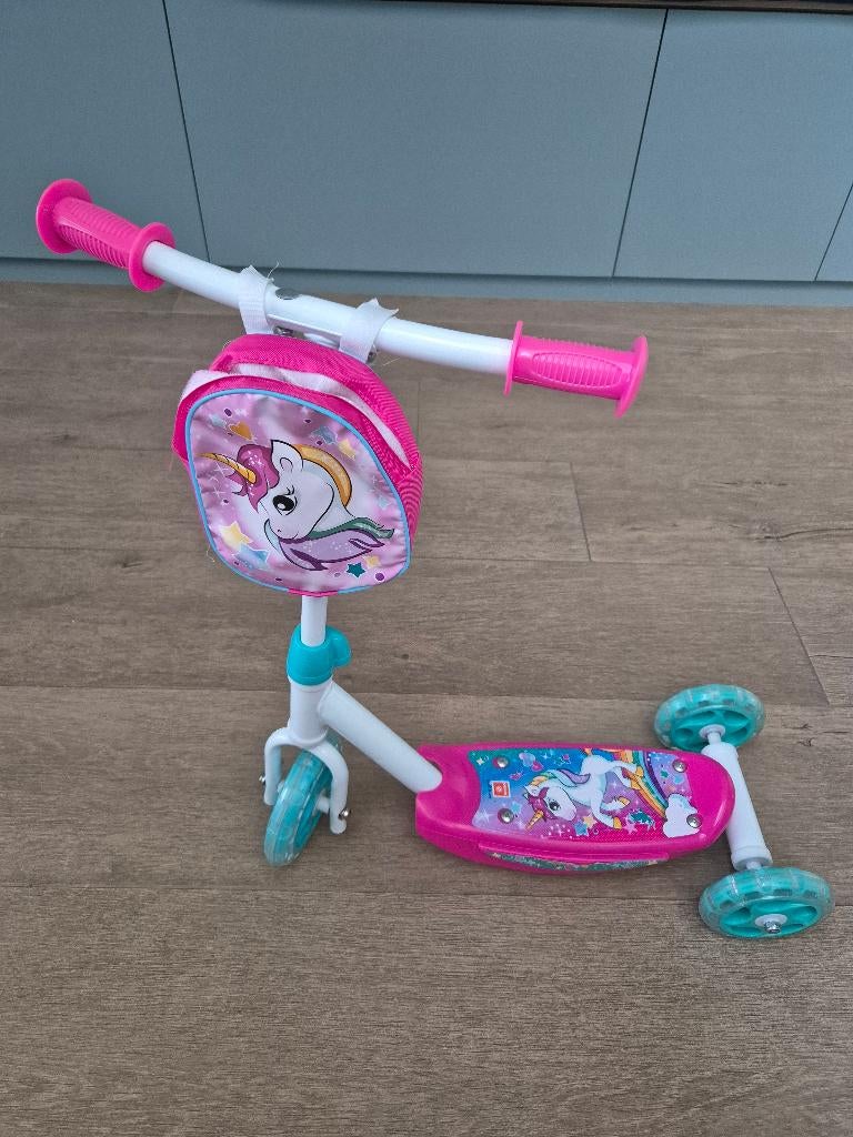 Mondo My First Stepje Eenhoorn, Fietsen en Brommers, Ophalen, Zo goed als nieuw, Gewone step, Mondo