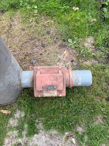 Terugslagklep riool beschikbaar voor biedingen