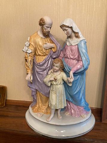 Antiek “biscuit” beeld Heilige Familie.