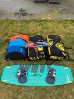 Prachtige beginnerskiteset naish 9m/10m/12m + bar + board, Watersport en Boten, Kitesurfen, Twintip, Ophalen of Verzenden, Zo goed als nieuw