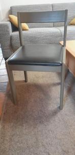 4 stoelen voor 25 euro (te Melle), Huis en Inrichting, Gebruikt, Overige kleuren, Vintage - Retro - Modern - Minimalistisch, Ophalen of Verzenden