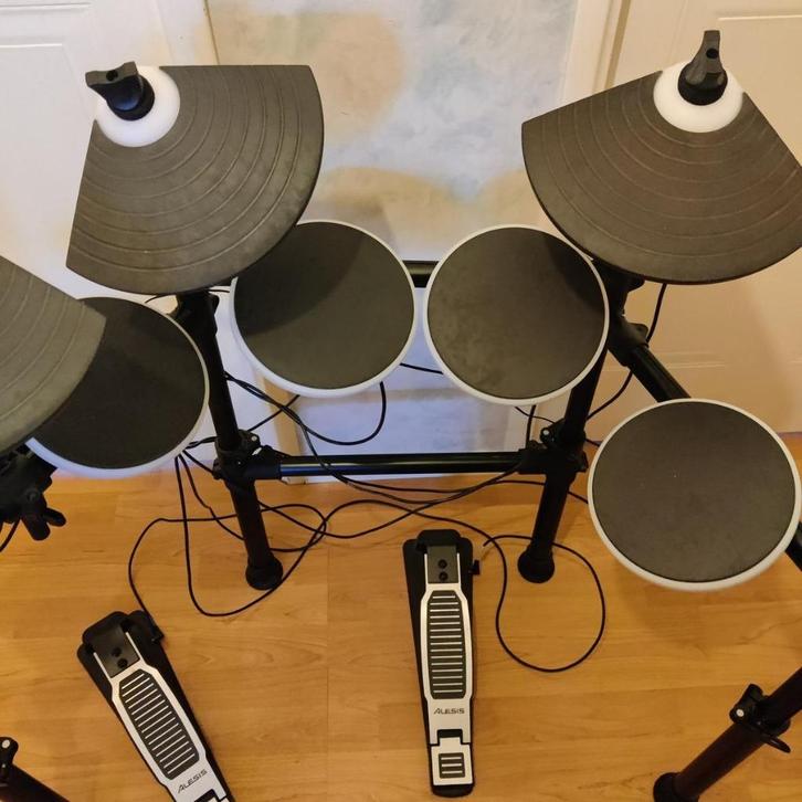 digitale drum Alesis DM Lite, Muziek en Instrumenten, Drumstellen en Slagwerk, Gebruikt, Overige merken, Elektronisch, Ophalen of Verzenden