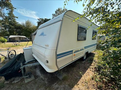 Adria 432 px, Caravans en Kamperen, Caravans, Particulier, tot en met 4, 750 - 1000 kg, Treinzit, Adria, Lengtebed, 4 tot 5 meter