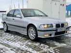 BMW M3 3.2L 6 cilinder, Auto's, BMW, Automaat, Achterwielaandrijving, Leder, Grijs