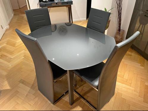 extendable dining table (120 to 180 cm) + 4 chairs, Huis en Inrichting, Complete eetkamers, Zo goed als nieuw, Ophalen