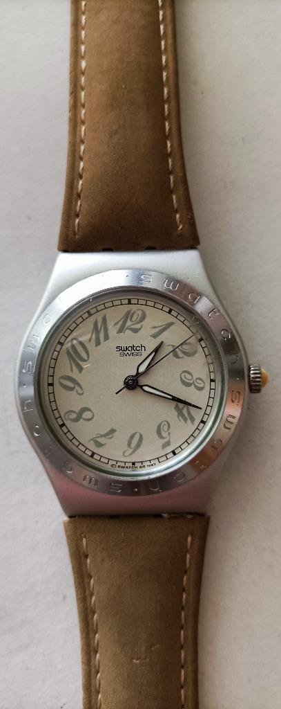 Montre SWATCH Irony Medium YLS1006 Parousia neuve, boite, Verzamelen, Overige Verzamelen, Nieuw, Ophalen of Verzenden