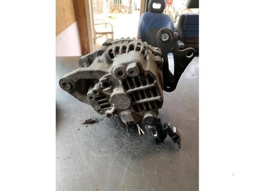 Dynamo van een Mazda 323, Auto-onderdelen, Motor en Toebehoren, Mazda, Gebruikt, 3 maanden garantie, Ophalen of Verzenden