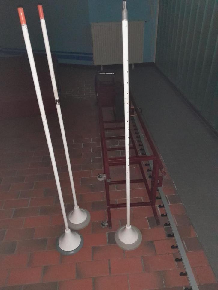 Gymzaal paaltjes ijzer, Sport en Fitness, Fitnessmaterialen, Ophalen