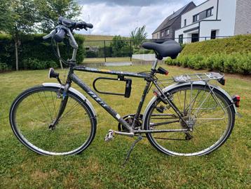 Herenfiets 28 inch in goede staat, ideaal als studentenfiets beschikbaar voor biedingen