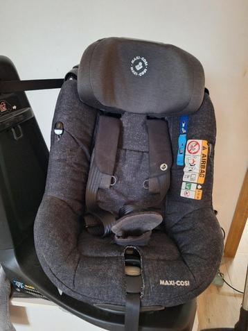 Autostoel maxi cosi axissfix draaibaar, isofix, met hoes beschikbaar voor biedingen