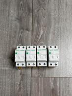 Lot disjoncteurs schneider, Enlèvement ou Envoi, Utilisé