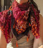 Foulard/châle coloré, Vêtements | Femmes, Bonobo, Porté, Enlèvement