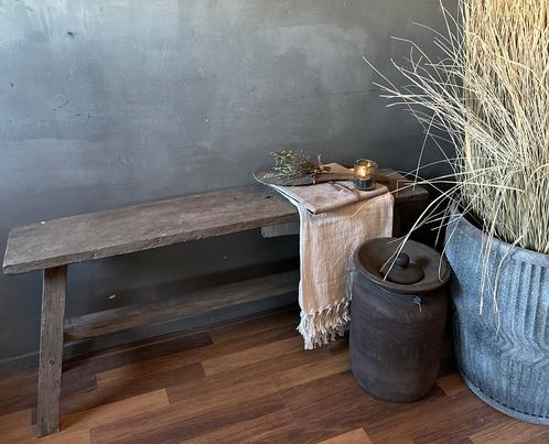 Oud houten bankje oldfarm Aura Peeperkorn, Huis en Inrichting, Woonaccessoires | Overige, Ophalen of Verzenden