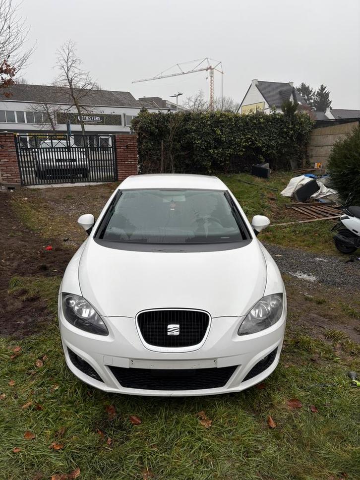 Seat Leon 1.2 TSI (essence), Autos, Seat, Particulier, Leon, ABS, Airbags, Air conditionné, Bluetooth, Rétroviseurs électriques