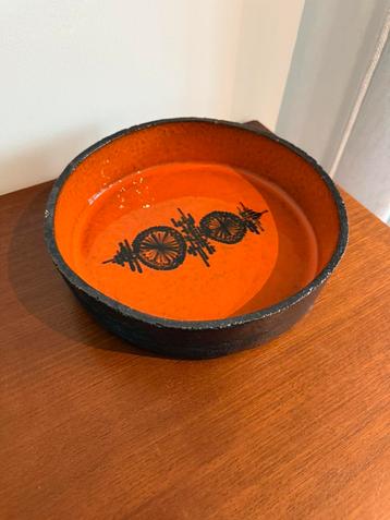  Fat Lava schaal –  (jaren ’50-’60) beschikbaar voor biedingen