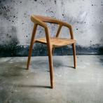 Massief houten stoel met armleuning (meerdere stuks), Antiek en Kunst, Ophalen