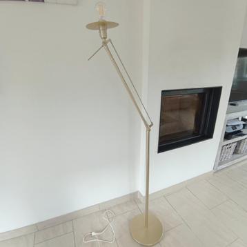 Staande lamp voet mat goud  disponible aux enchères