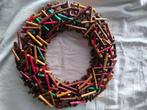 Kerst krans gekleurde takjes, Huis en Inrichting, Woonaccessoires | Kransen, Ophalen of Verzenden, Zo goed als nieuw