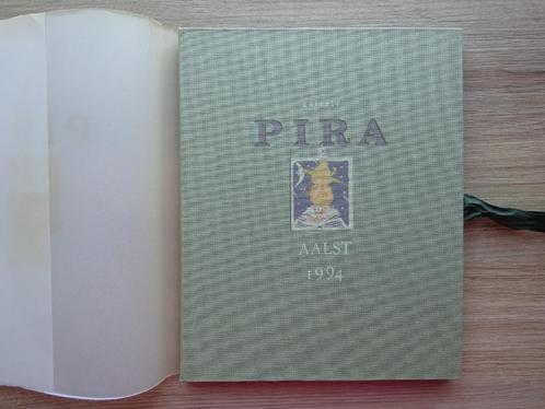 Pira Vriendenalbum t.g.v. zijn 65e verjaardag - Aalst 1994, Livres, Art & Culture | Arts plastiques, Comme neuf, Design graphique