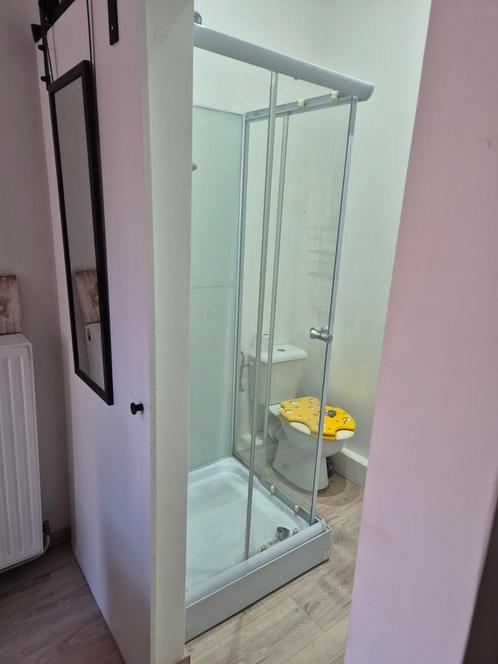 Cabine de douche d’angle 79x79 cm avec parois vitrées, Huis en Inrichting, Badkamer | Badkamermeubels, Gebruikt, Ophalen