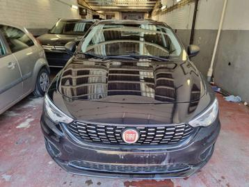 Fiat Tipo 1.4 16V Pop et 1 an de garantie (bj 2018) beschikbaar voor biedingen