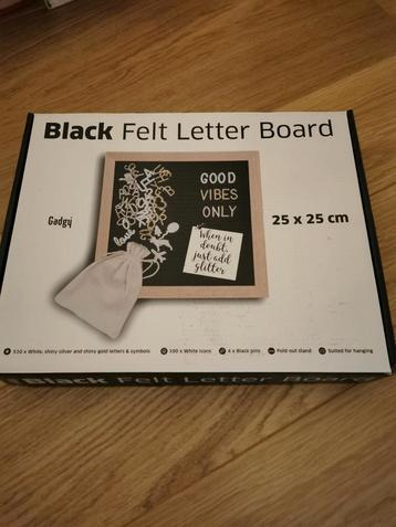 Letterbord Black Felt Letter Board Gadgy beschikbaar voor biedingen