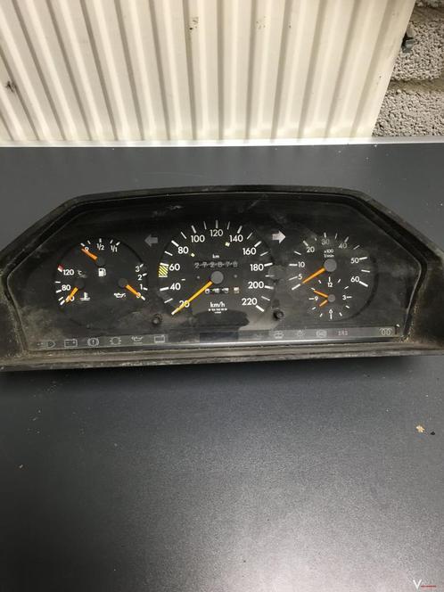 Mercedes W124  Diesel   124 542 6806    Km Tellerklok, Auto-onderdelen, Dashboard en Schakelaars, Gebruikt, Ophalen of Verzenden