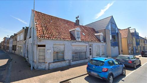 Te koop bouwgrond met af te breken woning te Alveringem Dorp, Immo, Huizen en Appartementen te koop, Provincie West-Vlaanderen