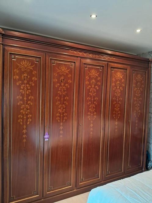 Antieke slaapkamer afgewerkt met marmer, Antiek en Kunst, Antiek | Meubels | Tafels, Ophalen