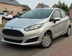 FORD FIESTA 1.6TDCI 1E EIGENAAR VOLLEDIG BOEK GEREGISTREERD, Auto's, Ford, Voorwielaandrijving, Euro 5, Stof, Zwart