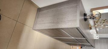 Salle a manger complet beschikbaar voor biedingen