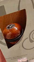 Mercedes levier, Enlèvement