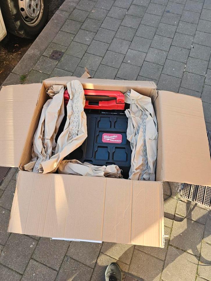 Milwaukee packout troley nouveau en carton d'usine, m18, m12, Bricolage & Construction, Casiers & Boîtes, Enlèvement