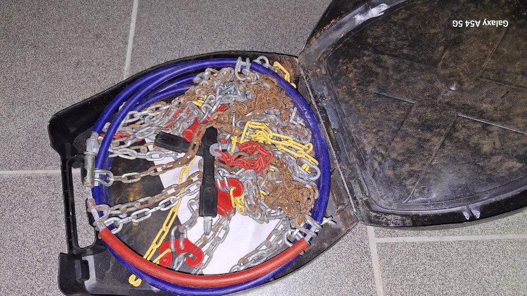 1 paire de chaine neige 205-50-16, 205-60-15, 205-65-14, Enlèvement, Comme neuf