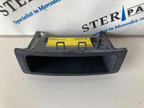 Opbergvak van een Mercedes C-Klasse, Auto-onderdelen, Interieur en Bekleding, Mercedes-Benz, Gebruikt, 3 maanden garantie, Ophalen of Verzenden