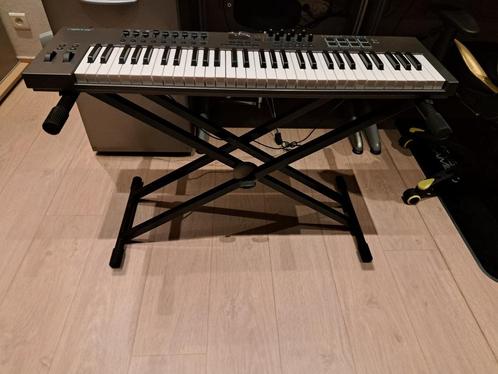 Nectar synthesizer met standaard en kruk verkopen, Muziek en Instrumenten, Synthesizers, Zo goed als nieuw, 61 toetsen, Overige merken