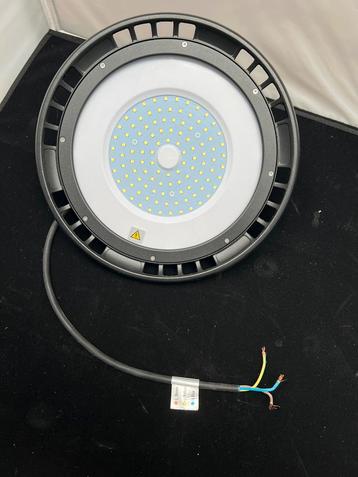 High Bay Led 100W - 9000lm beschikbaar voor biedingen