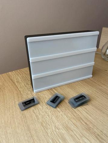 Letterbox met licht  beschikbaar voor biedingen