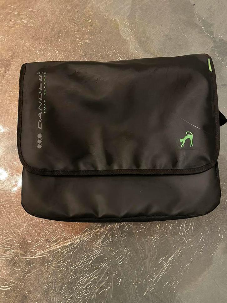 Dandell Foxy Reverse Schoudertas, Bijoux, Sacs & Beauté, Sacs | Sacs à bandoulière, Comme neuf, Autres marques, Noir, Enlèvement