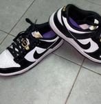 Nike dunks low, Kleding | Heren, Sneakers, Ophalen of Verzenden, Wit, Zo goed als nieuw