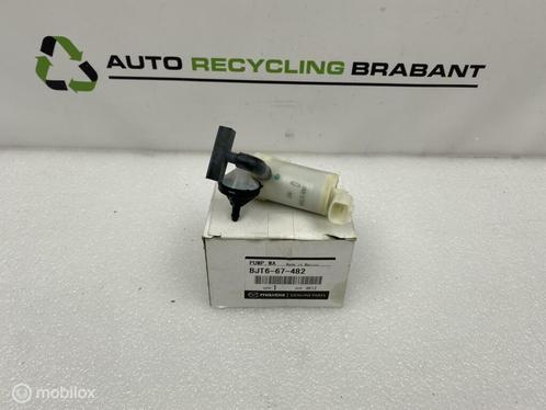 Ruitensproeierpomp  NIEUW ORIGINEEL MAZDA BJT667482, Auto-onderdelen, Ruiten en Toebehoren, Gebruikt, Ophalen of Verzenden