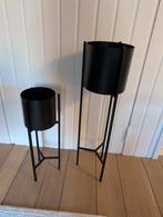 Set van twee bloempotten met staander zwart metaal, Enlèvement, Métal