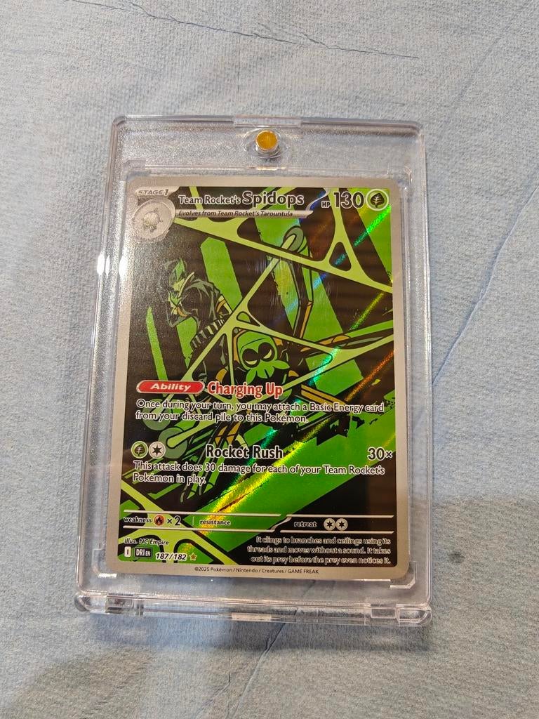 Team Rocket's Spidops #187 Pokemon Kaart Destined Rivals, Enlèvement ou Envoi