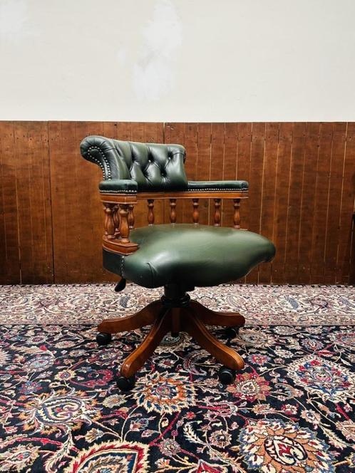 Engels Klassiek Chesterfield Bureaustoel, Antiek en Kunst, Antiek | Kantoor en Zakelijk, Ophalen of Verzenden