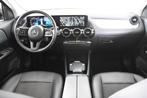 Mercedes  GLA 180 *1ste Eigenaar*Leer*Parkassist*Navigatie*, Auto's, Mercedes-Benz, USB, 4 cilinders, Leder en Stof, Zwart