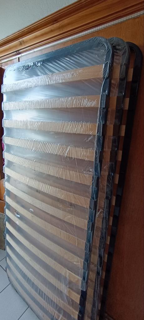 Sommier, Huis en Inrichting, Slaapkamer | Matrassen en Bedbodems, Zo goed als nieuw, Bedbodem, Ophalen of Verzenden