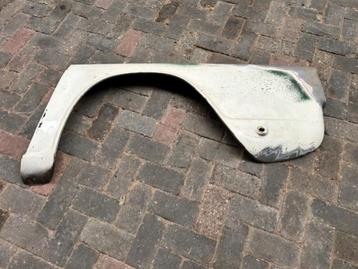 Triumph TR4-4A-5-250 linker achterscherm beschikbaar voor biedingen